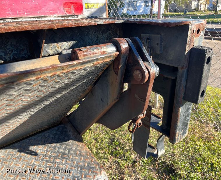 image for item DH8614 2011 International DuraStar 4300  refrigerated truck