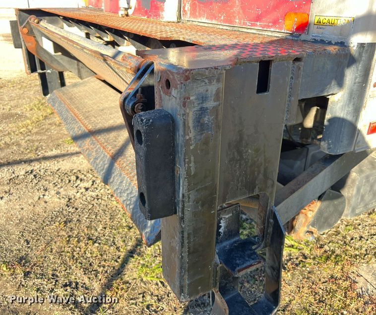 image for item DH8614 2011 International DuraStar 4300  refrigerated truck