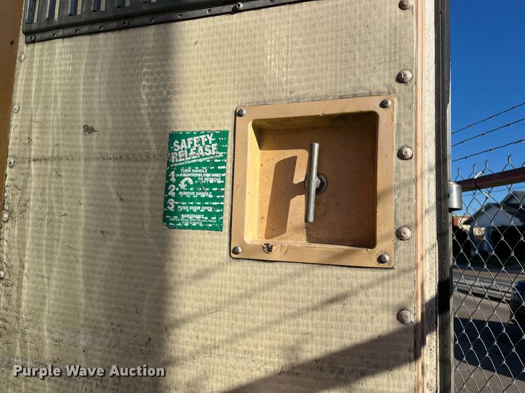 image for item DH8614 2011 International DuraStar 4300  refrigerated truck