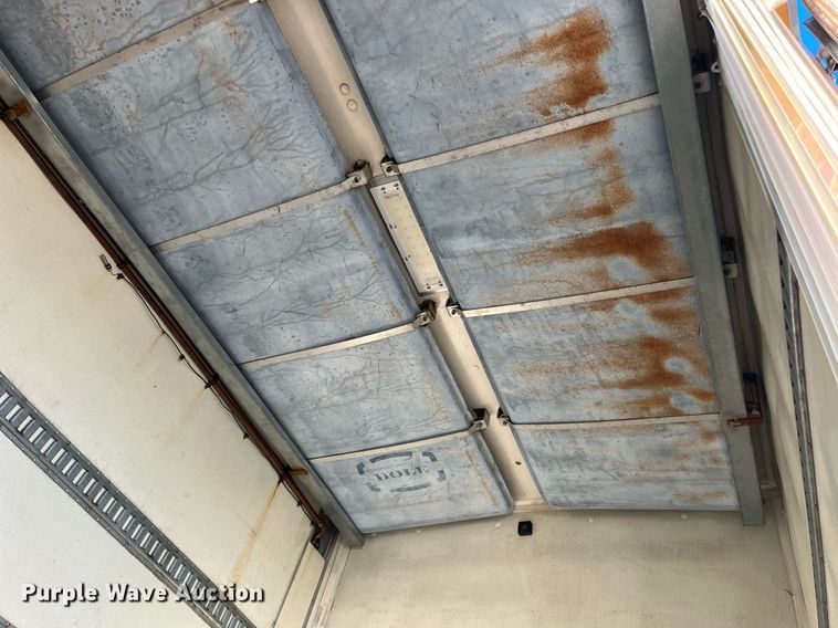 image for item DH8614 2011 International DuraStar 4300  refrigerated truck