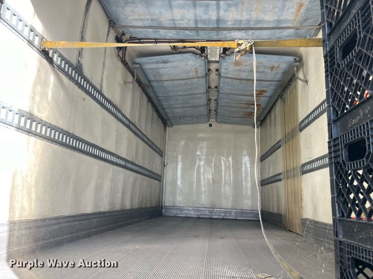 image for item DH8614 2011 International DuraStar 4300  refrigerated truck