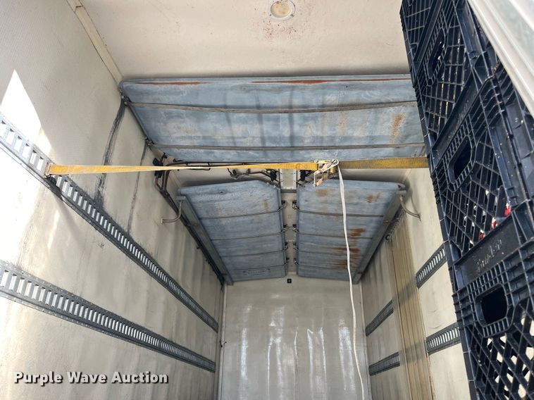 image for item DH8614 2011 International DuraStar 4300  refrigerated truck