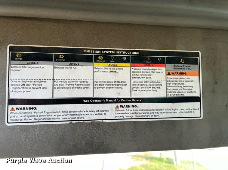 image for item DH8614 2011 International DuraStar 4300  refrigerated truck