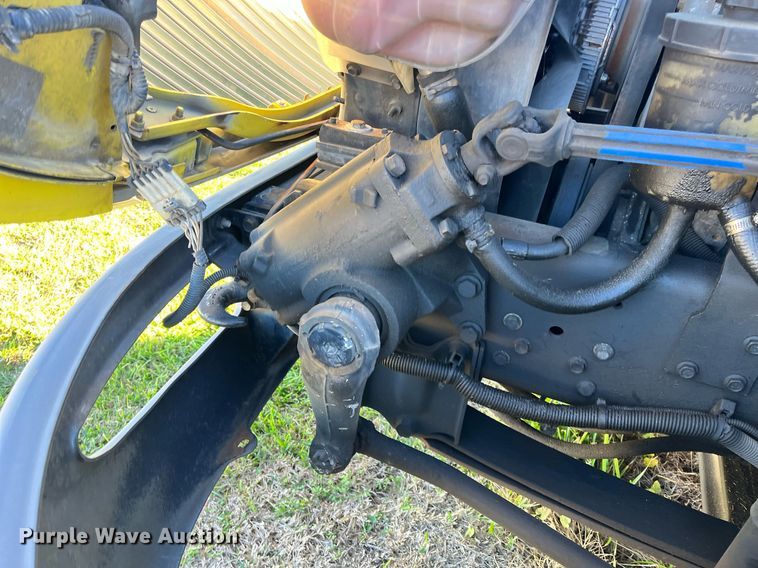 image for item DH8614 2011 International DuraStar 4300  refrigerated truck