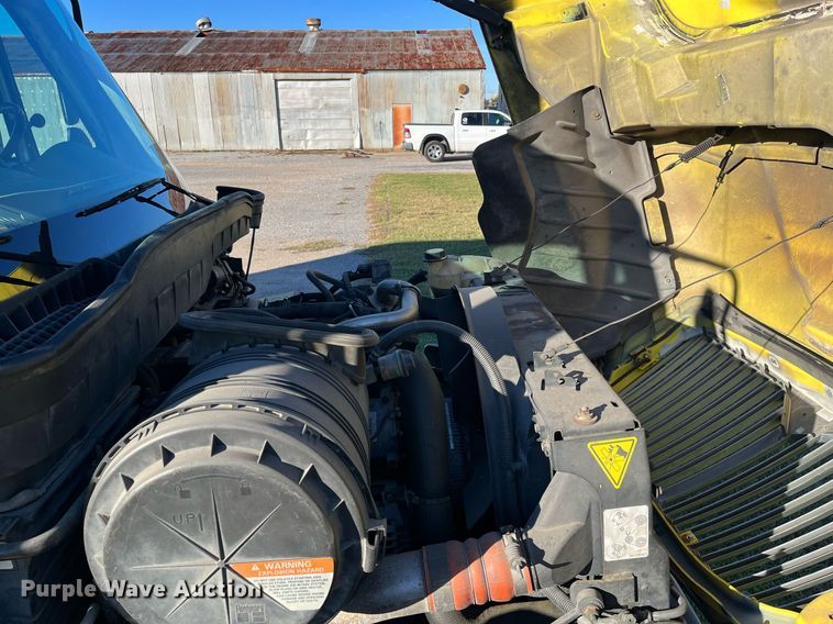 image for item DH8614 2011 International DuraStar 4300  refrigerated truck