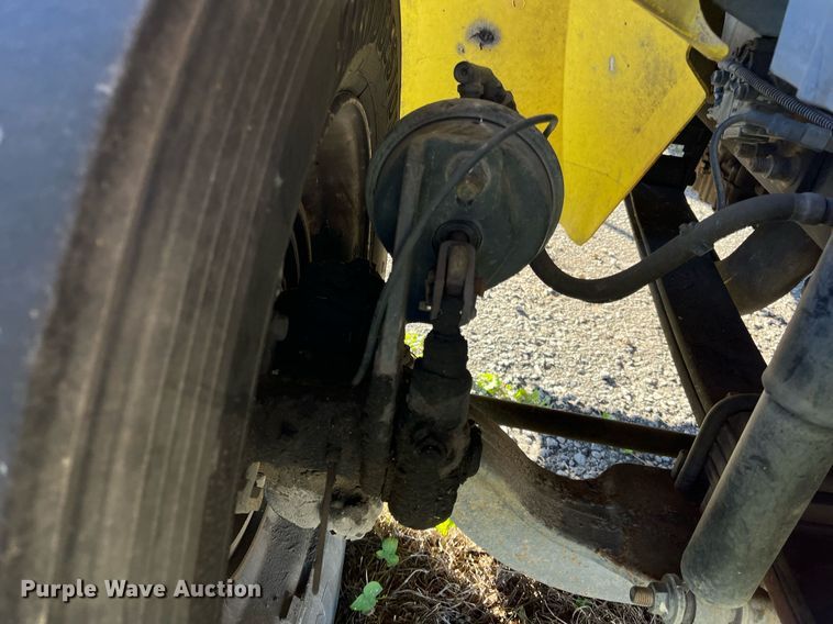 image for item DH8614 2011 International DuraStar 4300  refrigerated truck