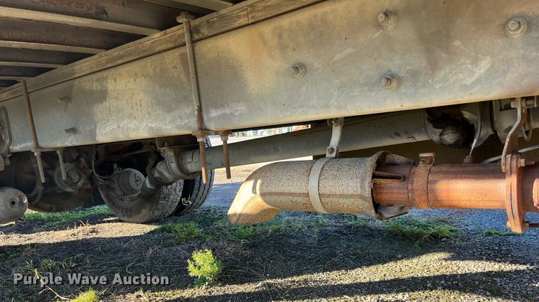 image for item DH8614 2011 International DuraStar 4300  refrigerated truck