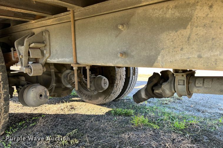 image for item DH8614 2011 International DuraStar 4300  refrigerated truck