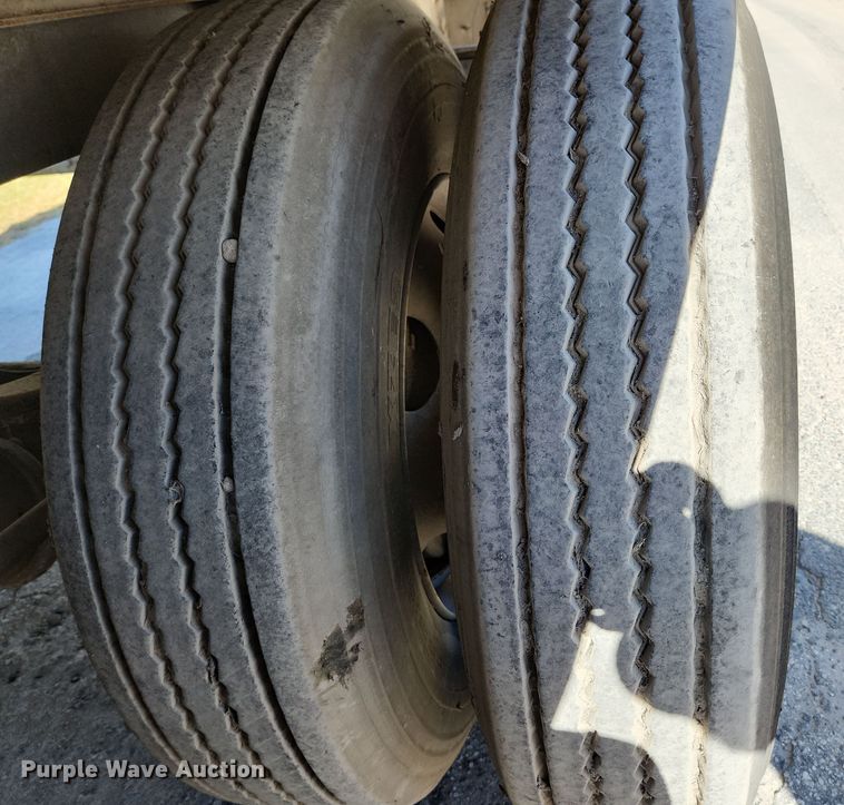 image for item DI6252 2004 Great Dane  refrigerated van trailer