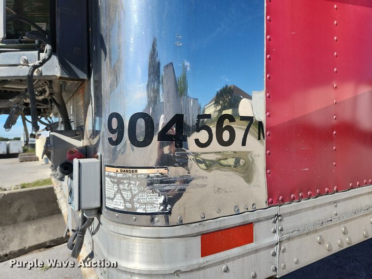 image for item DI6252 2004 Great Dane  refrigerated van trailer