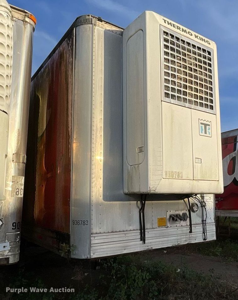 image for item DI6253 2001 Utility  refrigerated van trailer