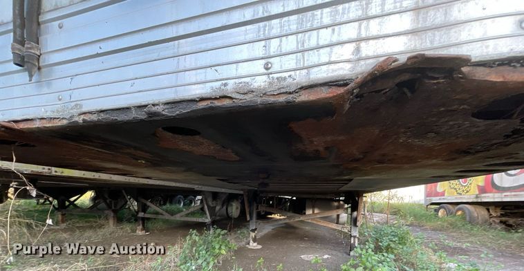 image for item DI6253 2001 Utility  refrigerated van trailer