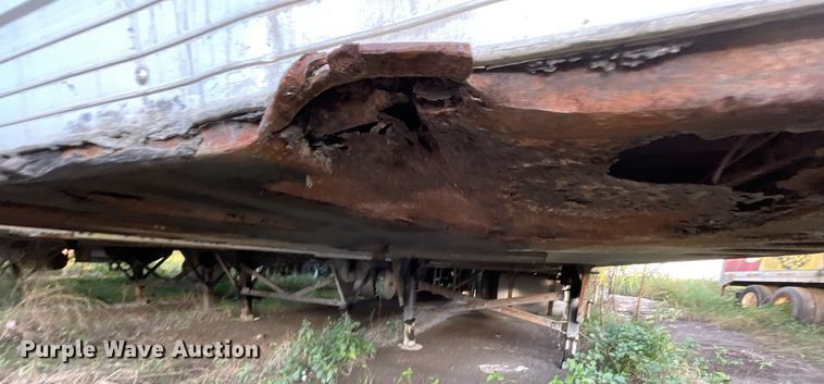 image for item DI6253 2001 Utility  refrigerated van trailer