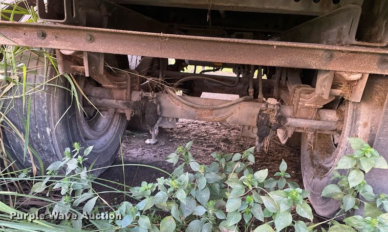 image for item DI6253 2001 Utility  refrigerated van trailer