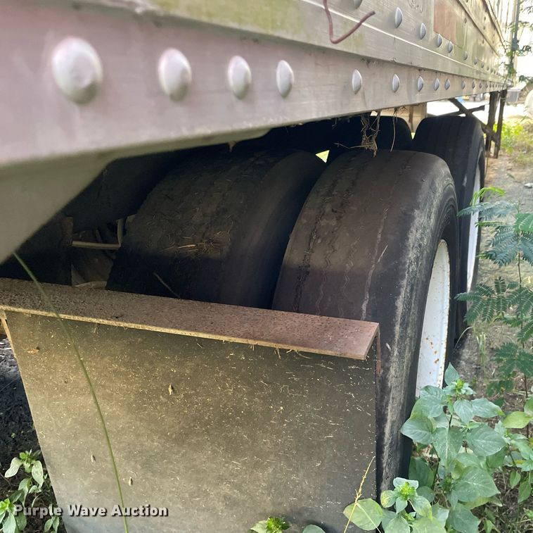 image for item DI6253 2001 Utility  refrigerated van trailer