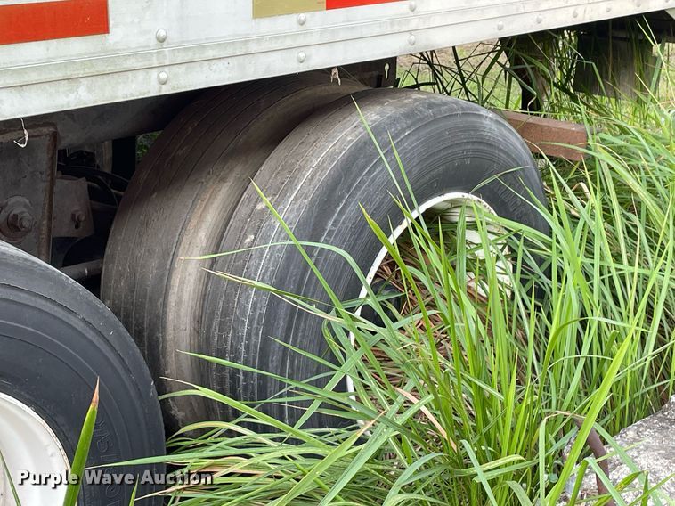 image for item DI6253 2001 Utility  refrigerated van trailer