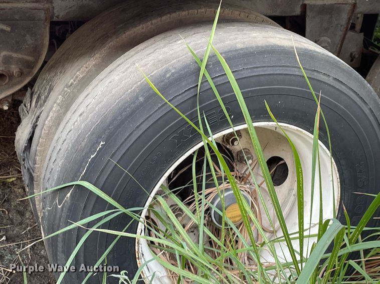 image for item DI6253 2001 Utility  refrigerated van trailer