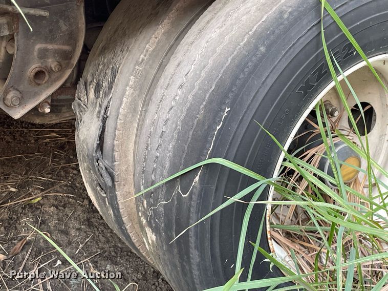 image for item DI6253 2001 Utility  refrigerated van trailer