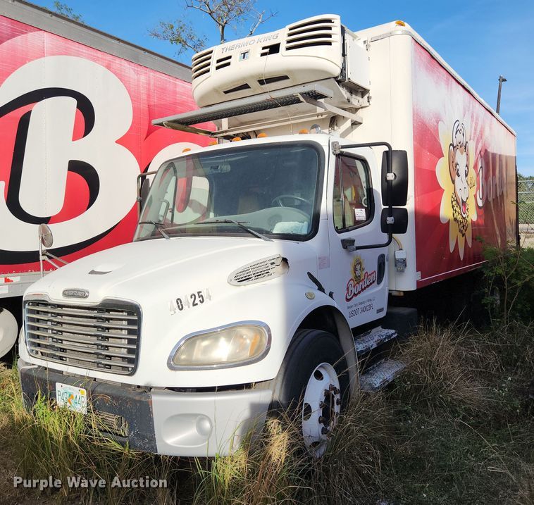 image for item DI6257 2004 Freightliner Business Class M2  refrigerated truck