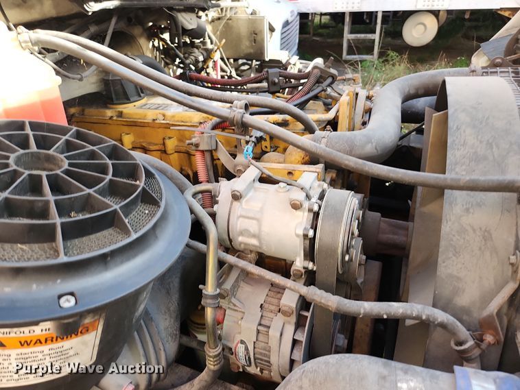 image for item DI6257 2004 Freightliner Business Class M2  refrigerated truck