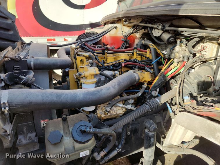 image for item DI6257 2004 Freightliner Business Class M2  refrigerated truck