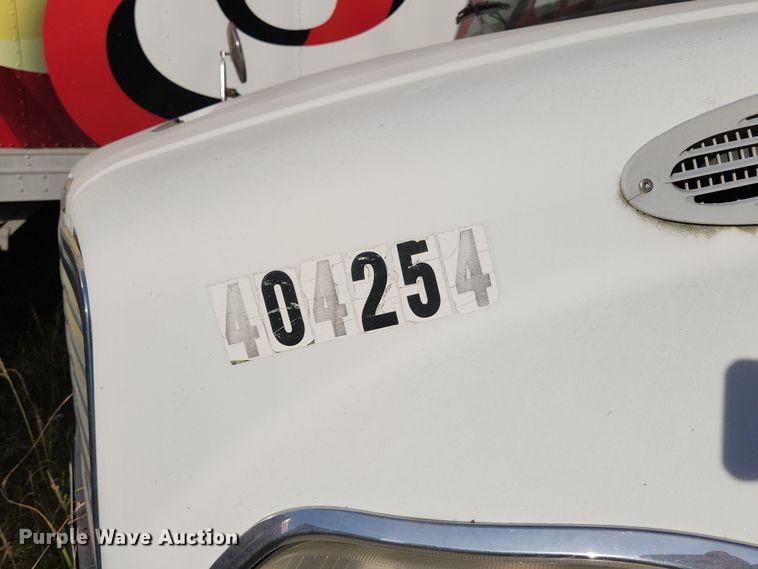 image for item DI6257 2004 Freightliner Business Class M2  refrigerated truck