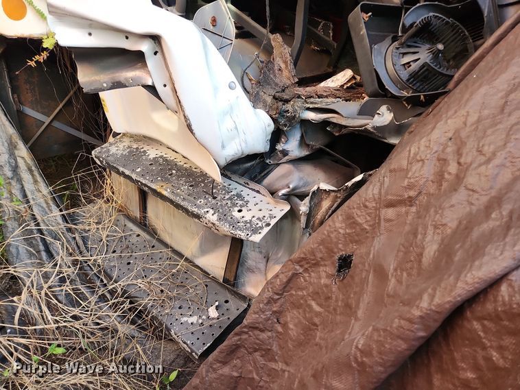 image for item DI6258 2004 Freightliner Business Class M2  refrigerated truck