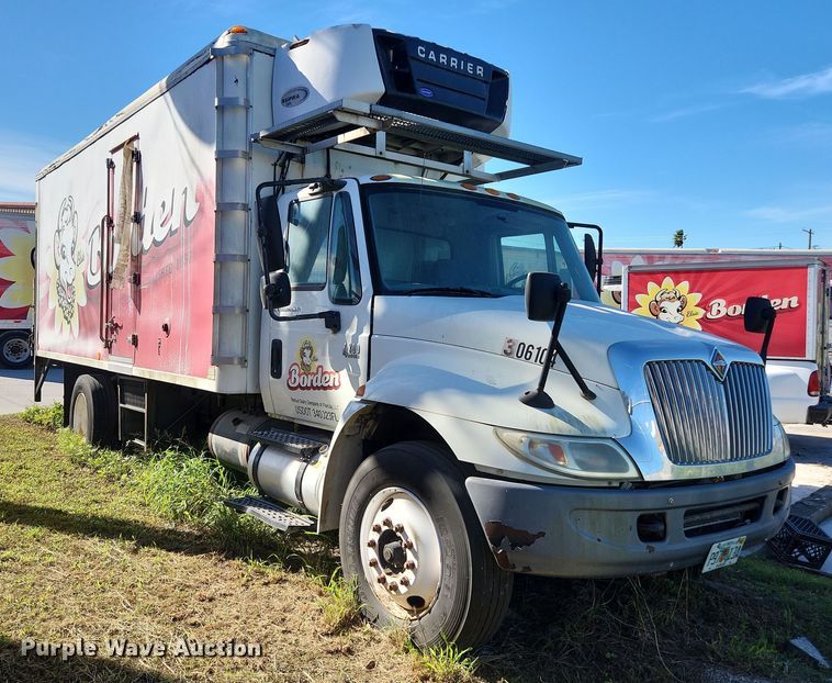 image for item DI6268 2007 International 4300  refrigerated truck