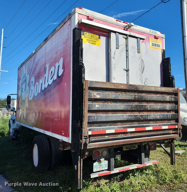 image for item DI6268 2007 International 4300  refrigerated truck