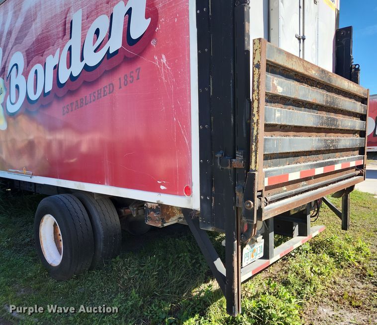 image for item DI6268 2007 International 4300  refrigerated truck