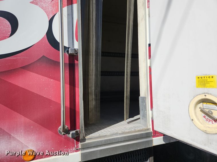 image for item DI6268 2007 International 4300  refrigerated truck