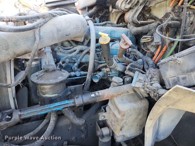 image for item DI6268 2007 International 4300  refrigerated truck