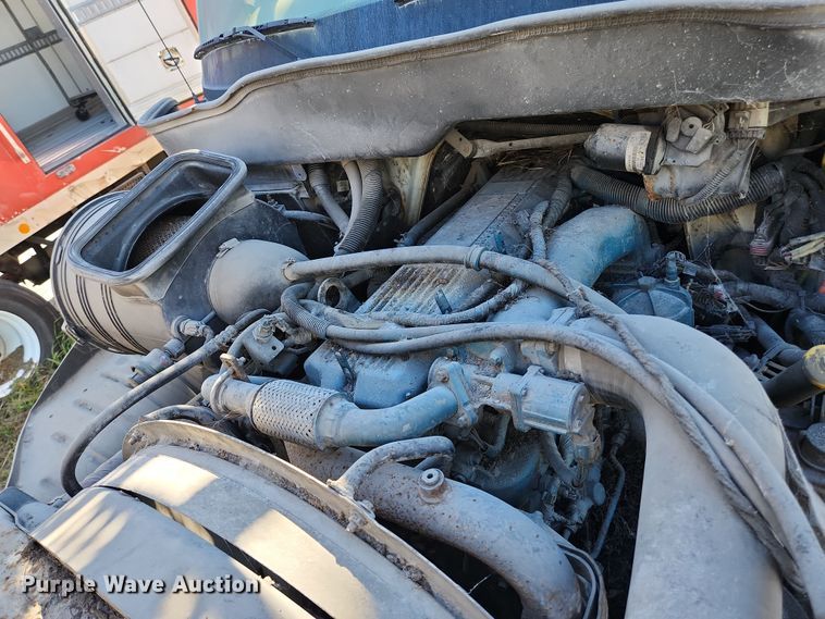 image for item DI6268 2007 International 4300  refrigerated truck