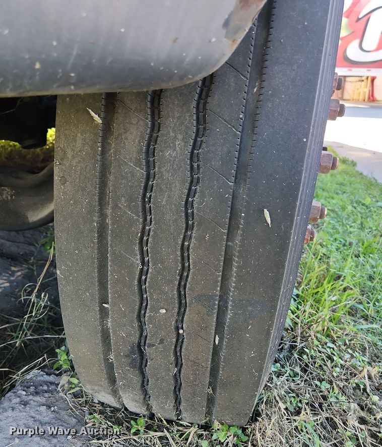 image for item DI6268 2007 International 4300  refrigerated truck