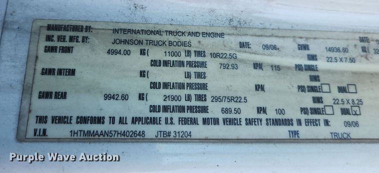 image for item DI6268 2007 International 4300  refrigerated truck