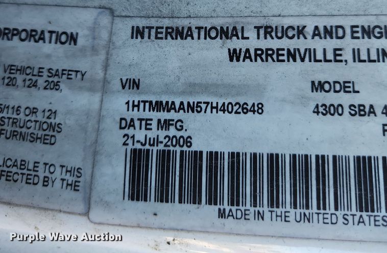 image for item DI6268 2007 International 4300  refrigerated truck
