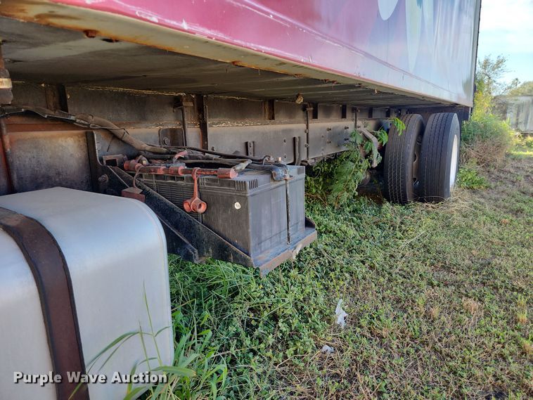 image for item DI6269 2004 Freightliner Business Class M2  refrigerated truck