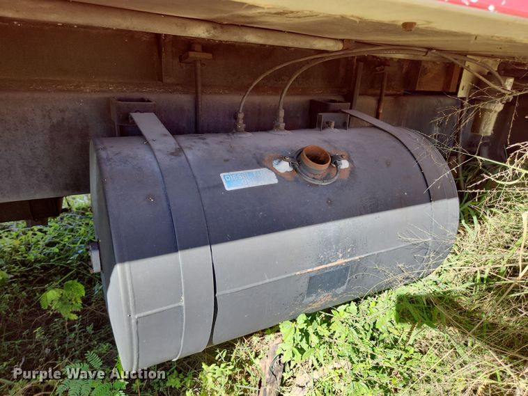 image for item DI6269 2004 Freightliner Business Class M2  refrigerated truck