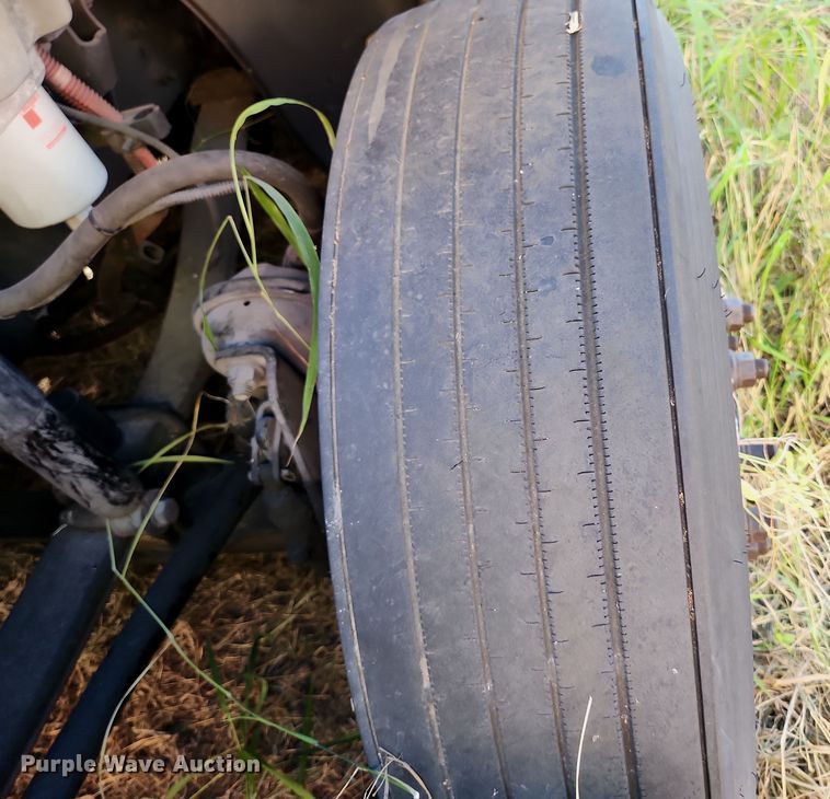 image for item DI6269 2004 Freightliner Business Class M2  refrigerated truck