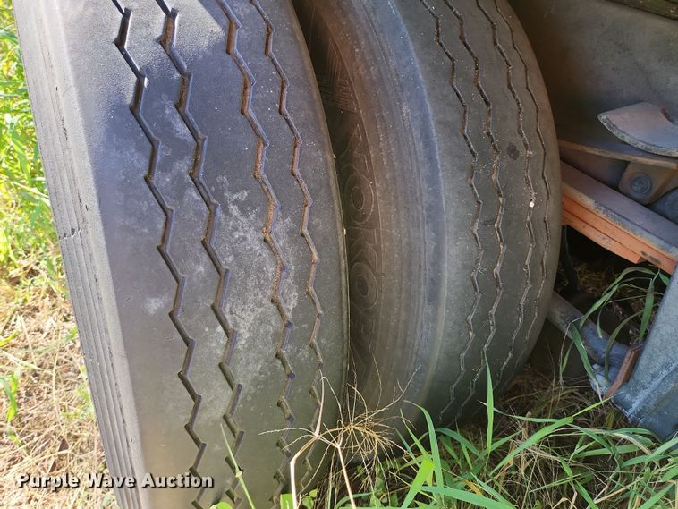 image for item DI6269 2004 Freightliner Business Class M2  refrigerated truck