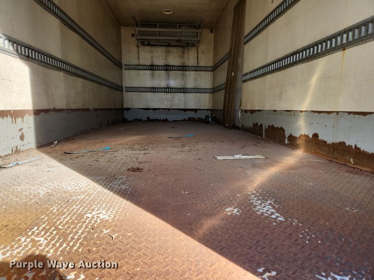 image for item DI6270 2005 Freightliner M2 106  box truck