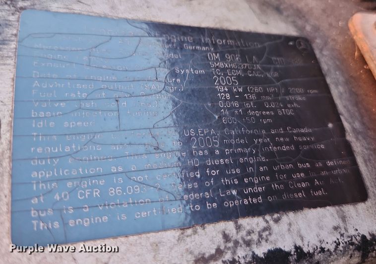 image for item DI6270 2005 Freightliner M2 106  box truck