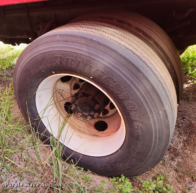 image for item DI6270 2005 Freightliner M2 106  box truck