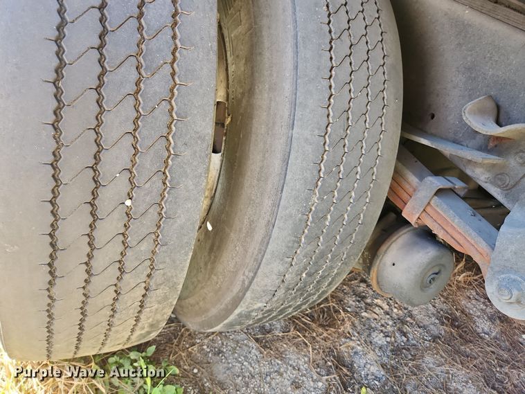 image for item DI6270 2005 Freightliner M2 106  box truck