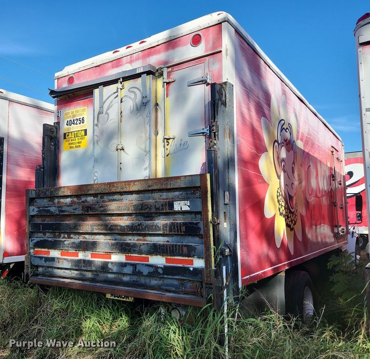 image for item DI6271 2004 Freightliner Business Class M2  refrigerated truck