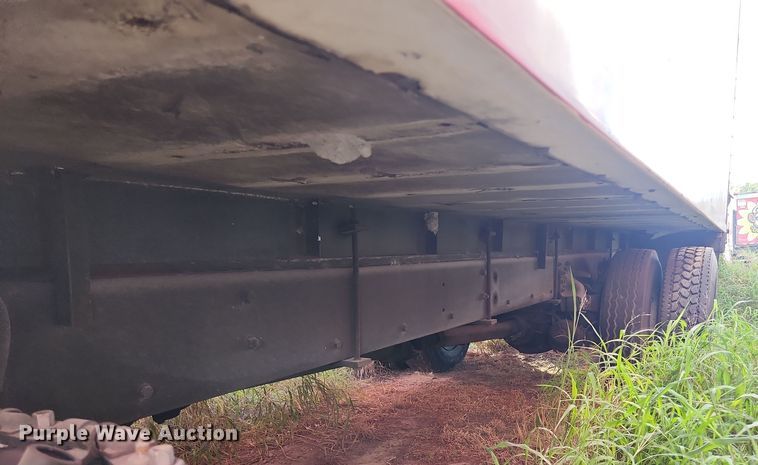 image for item DI6271 2004 Freightliner Business Class M2  refrigerated truck