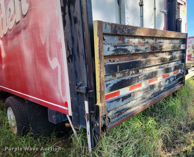 image for item DI6271 2004 Freightliner Business Class M2  refrigerated truck