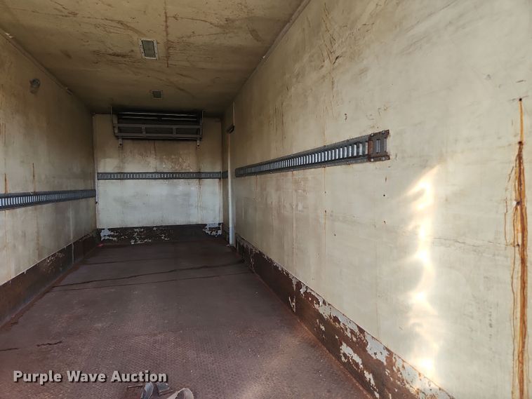 image for item DI6271 2004 Freightliner Business Class M2  refrigerated truck