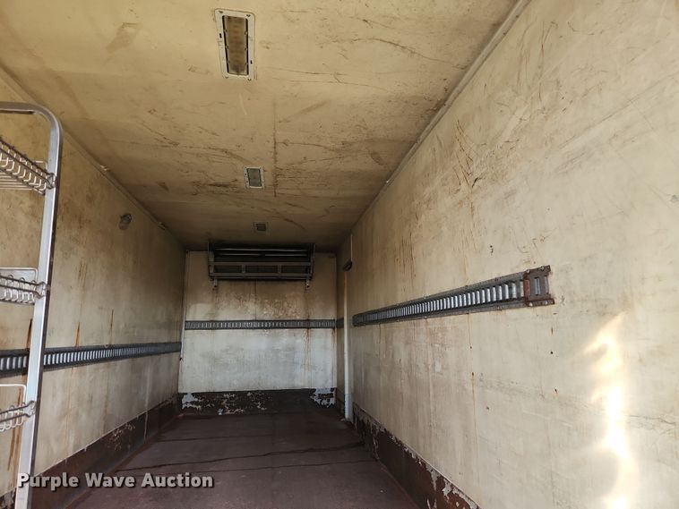 image for item DI6271 2004 Freightliner Business Class M2  refrigerated truck