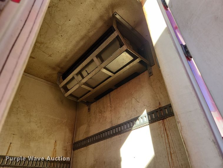 image for item DI6271 2004 Freightliner Business Class M2  refrigerated truck